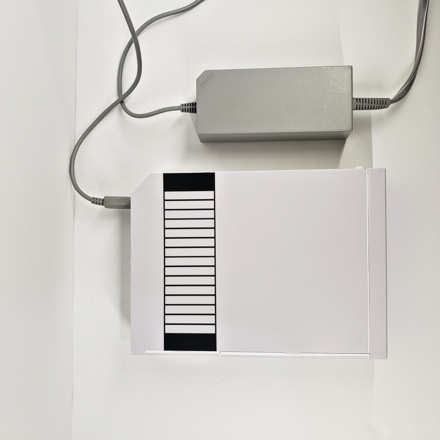 Nintendo Wii, White - GameCube Compatible + Homebrew, #4128