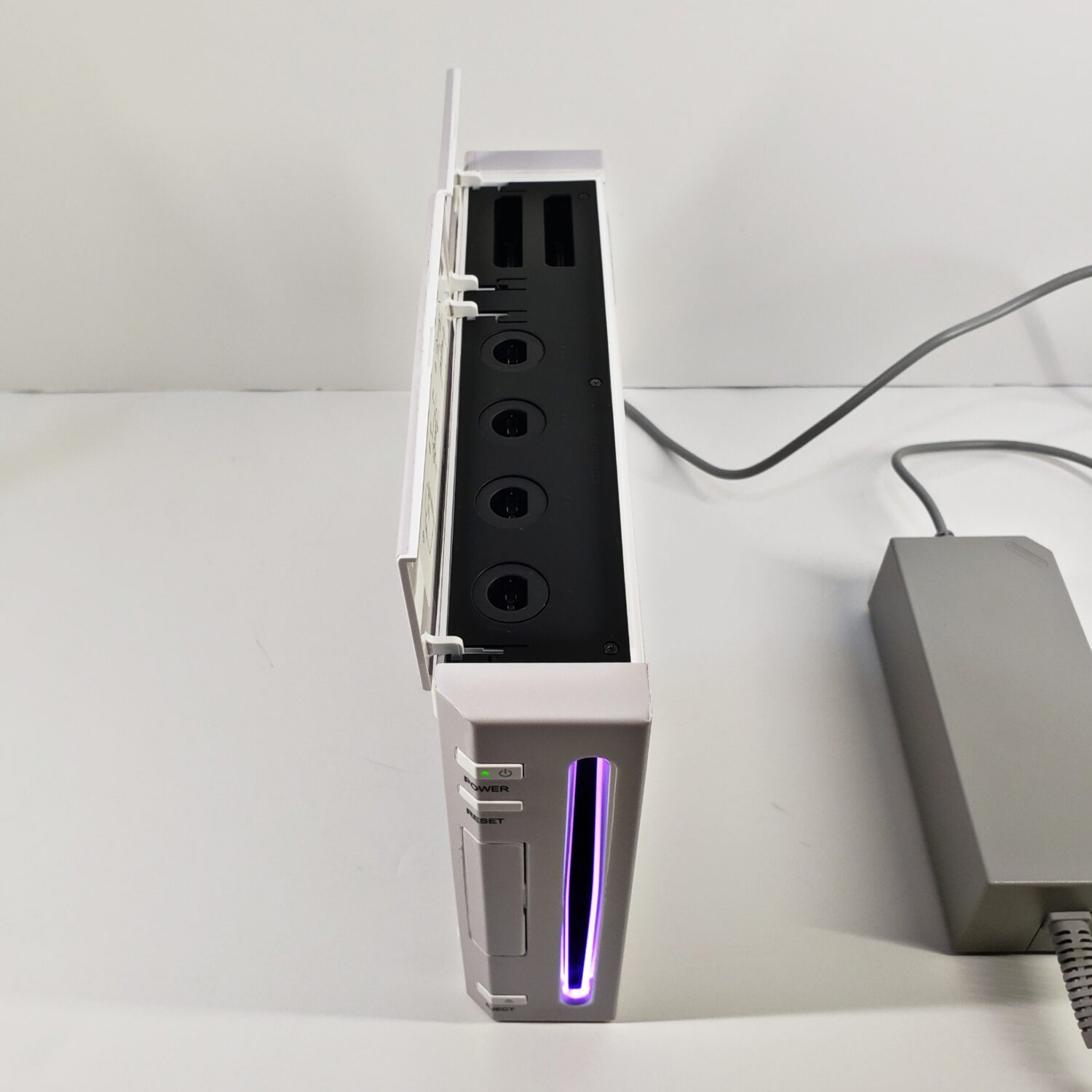 Nintendo Wii, White - GameCube Compatible + Homebrew, #4128