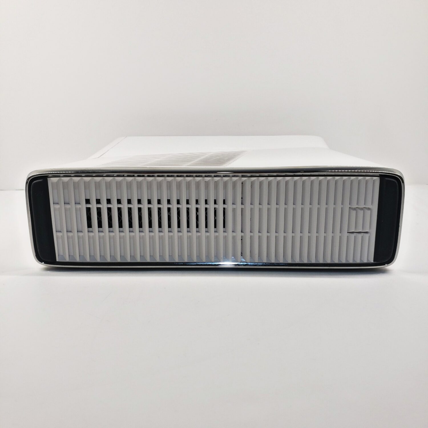 Xbox 360 Slim Custom White Console RGH 3 + Red LEDs, #4727