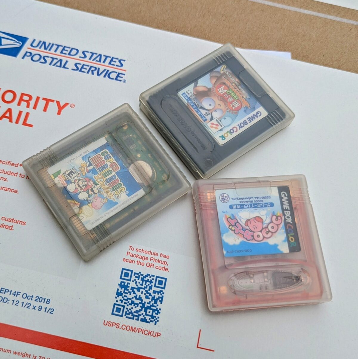 Random Game Boy Color (GBC) Game Mystery Box (Japan Import)