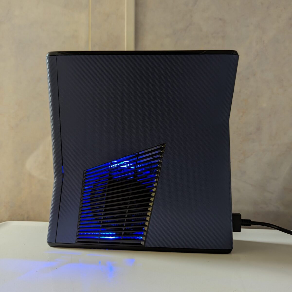 RGH 3 Modded Blue Carbon Fiber 250GB Xbox 360 Slim - #10334