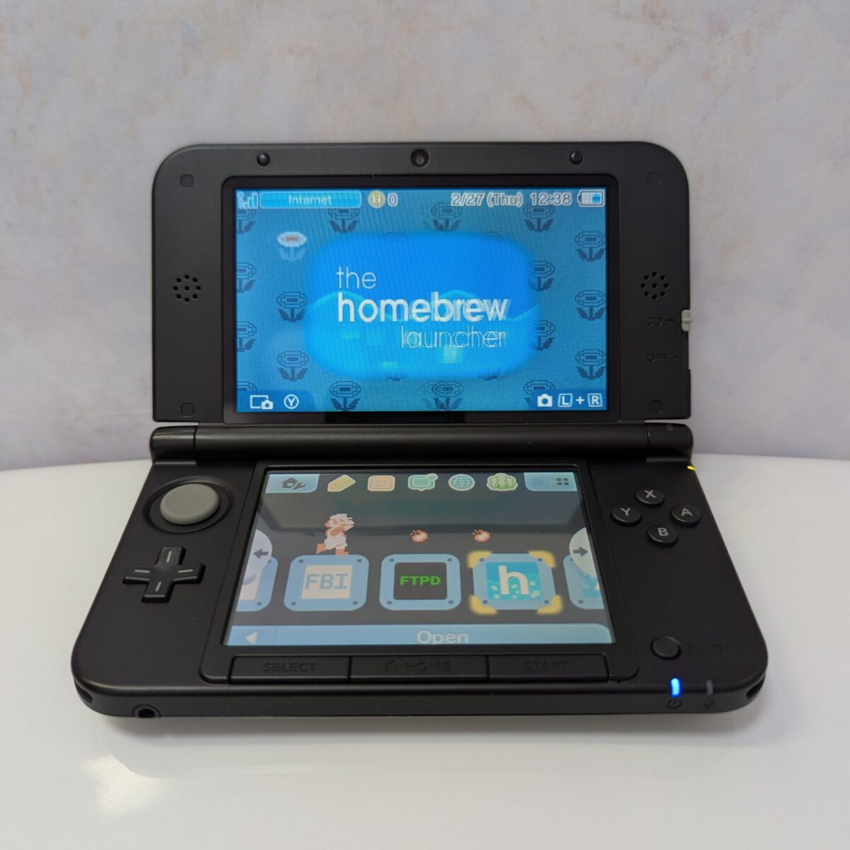 Silver Modded and Region Converted Nintendo 3DS XL/LL - #13362