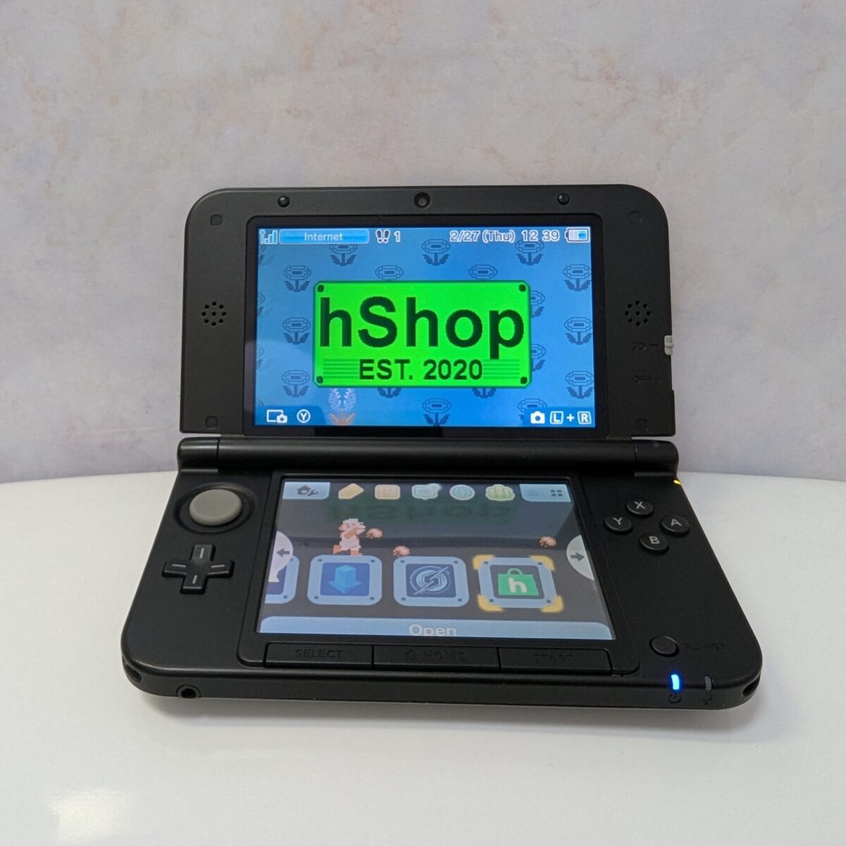 Silver Modded and Region Converted Nintendo 3DS XL/LL - #13362