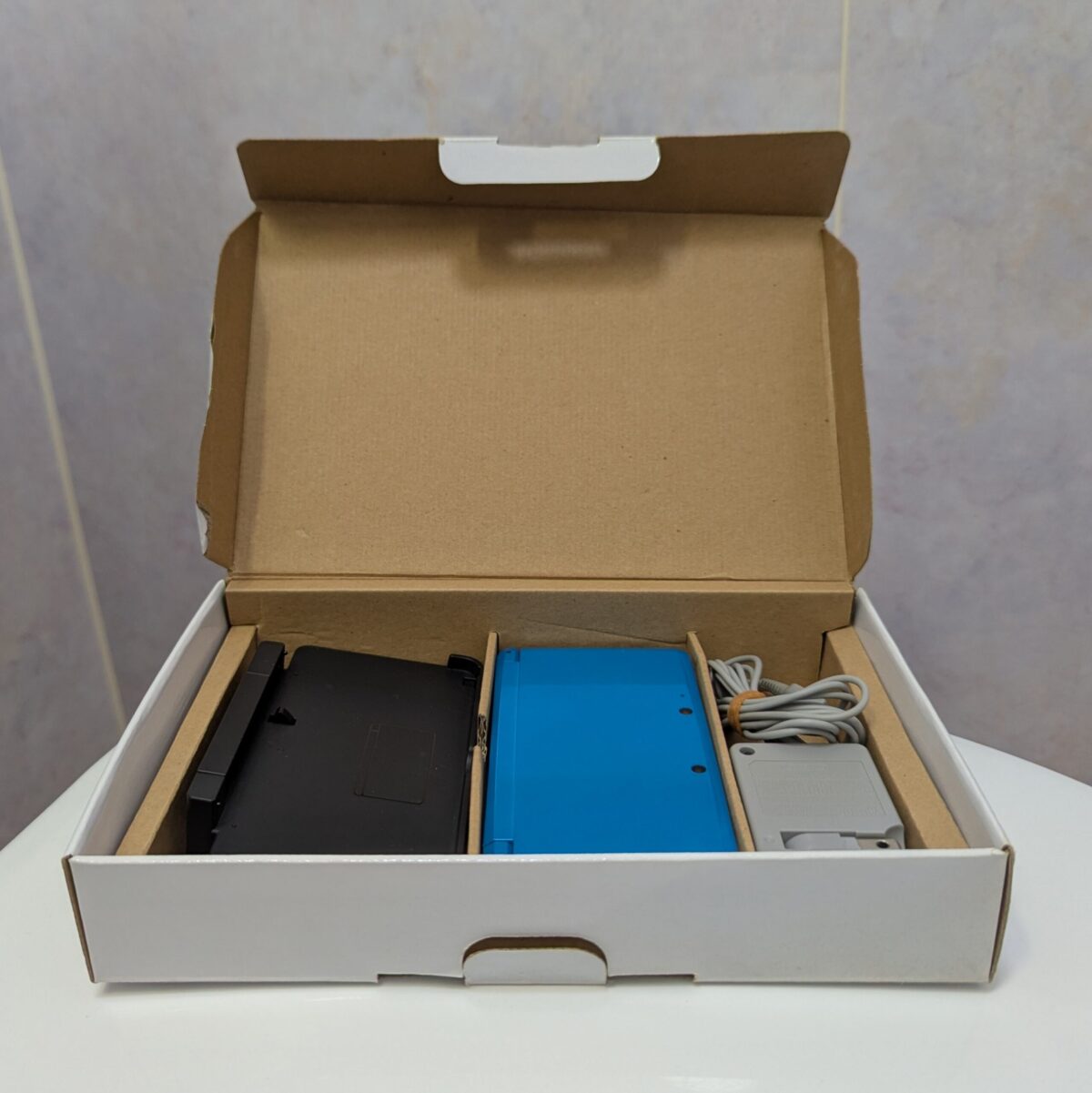 Modded Light Blue Nintendo 3DS (Japan Import), Boxed