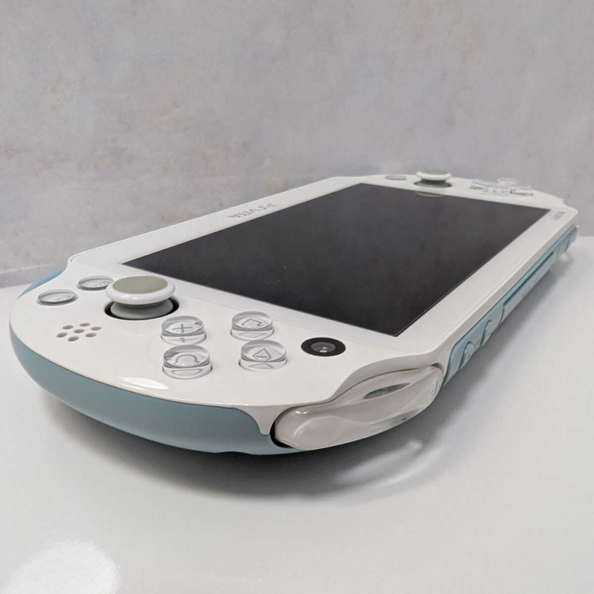 Restored & Modded White/Light Blue PS Vita (PCH-2000)