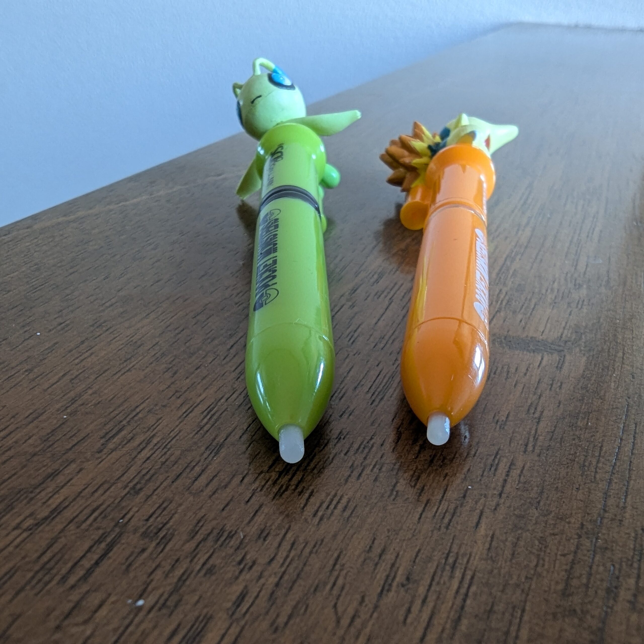 official-nintendo-pokemon-diamond-pearl-expandable-stylus-pens-celebi-cyndaquil