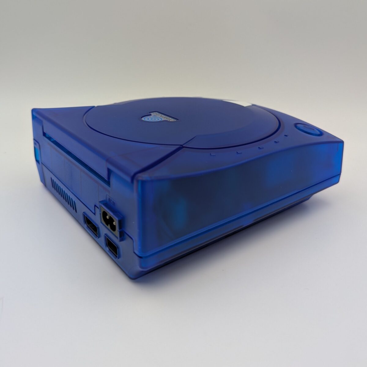 SEGA Dreamcast GDEMU、新しい電源モジュール、クリアケース、オリジナルボックス付きSEGAドリームキャスト Refurbished Custom Sega Dreamcast – Clear Blue Shell with GDEMU