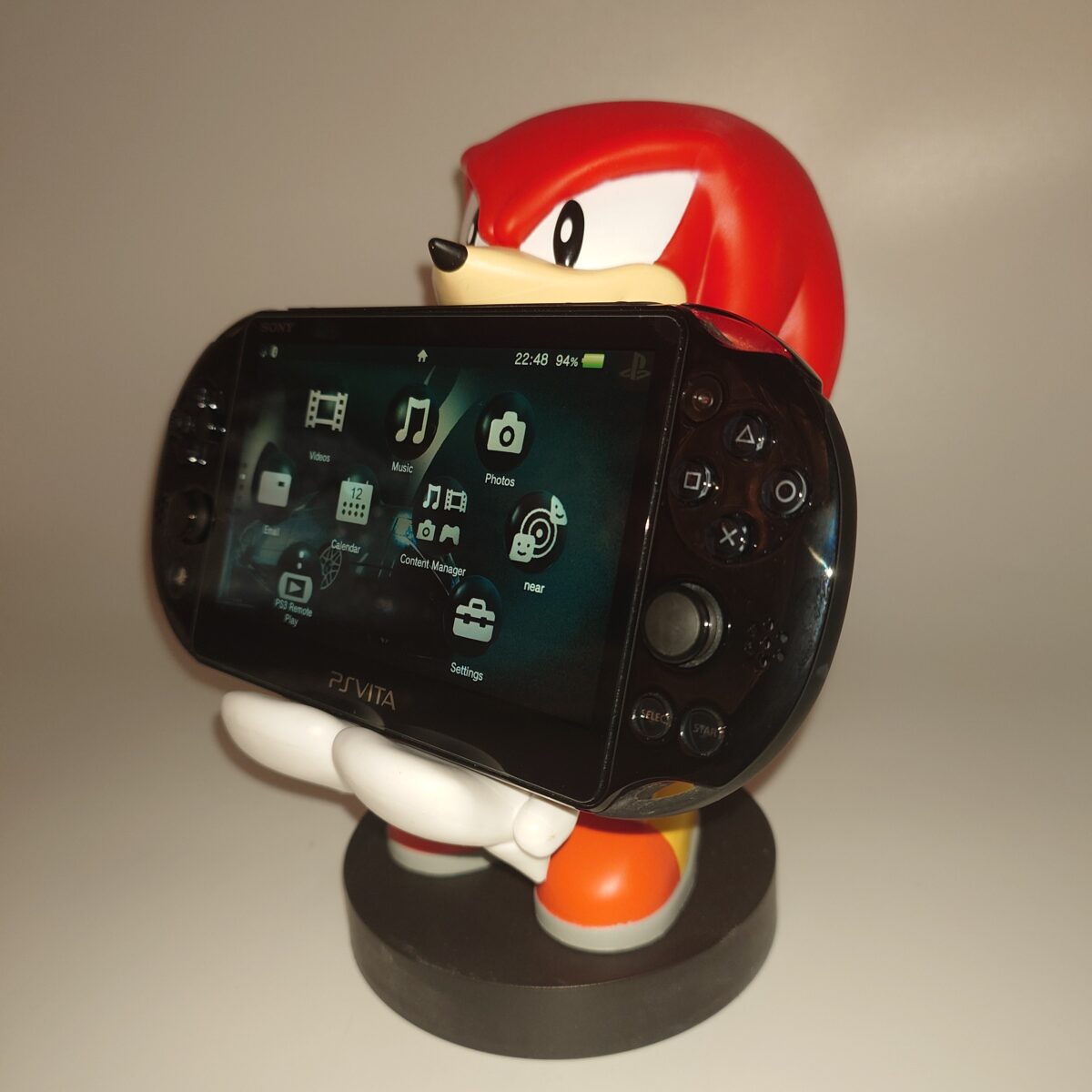 Black PS Vita PCH-2000 Jailbroken 128GB SD2Vita Plug and Play