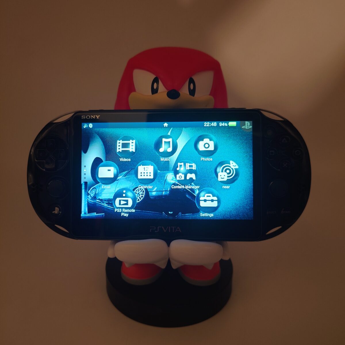 Black PS Vita PCH-2000 Jailbroken 128GB SD2Vita Plug and Play