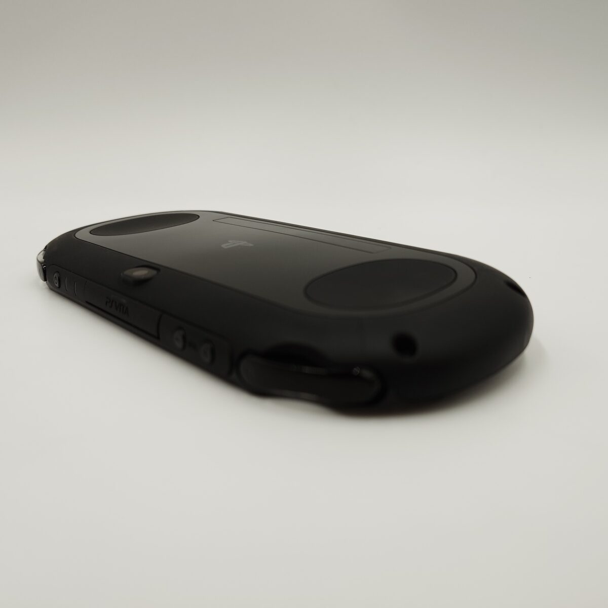 Black PS Vita PCH-2000 Jailbroken 128GB SD2Vita Plug and Play