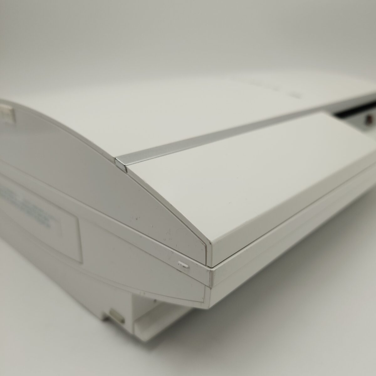 Refurbished Ceramic White Fat PS3 (CECHH00 CW) - Japan Exclusive, Jailbroken, 250GB