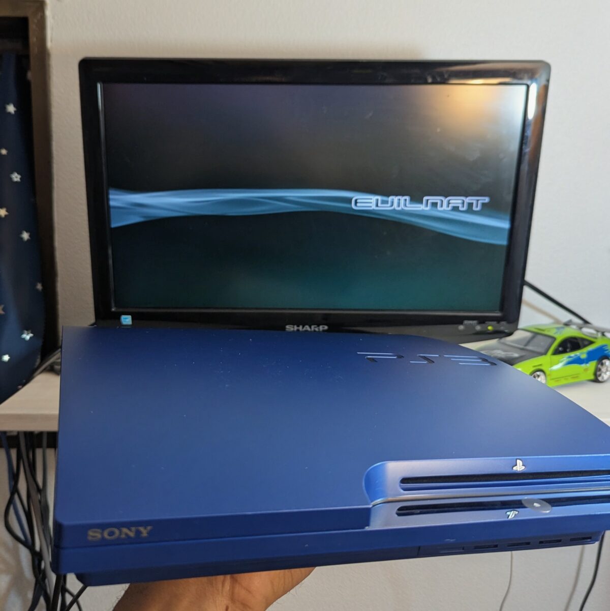 Refurbished Jailbroken Blue PS3 Slim (160GB, CECH-2500A GT)