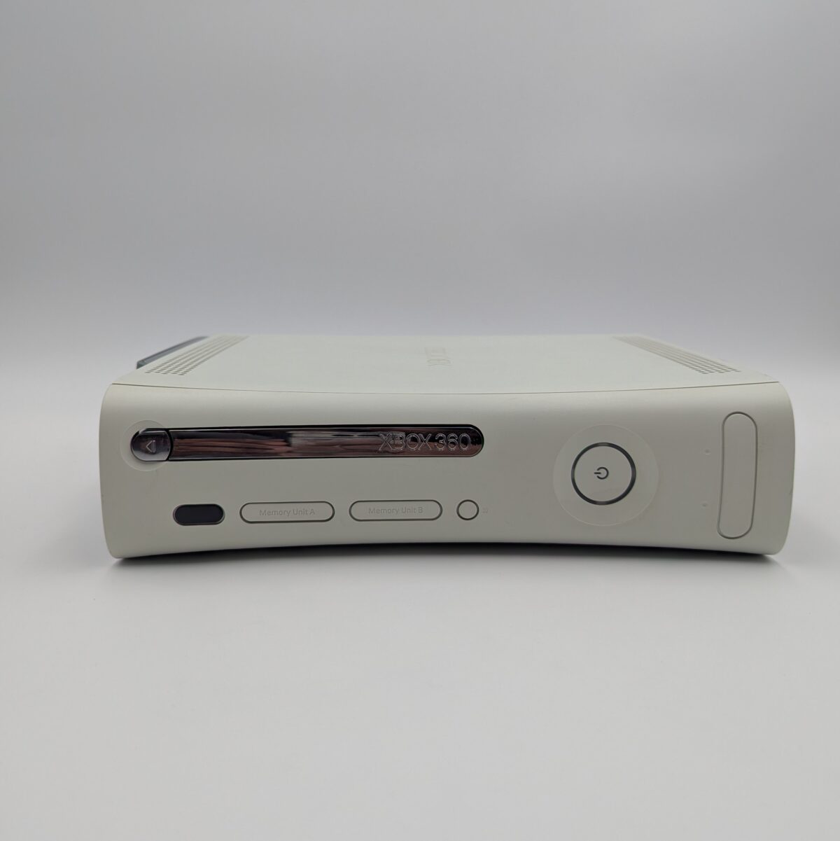 Refurbished White Xbox 360 Phat 60GB, Jasper, Blades Dashboard [As-Is]