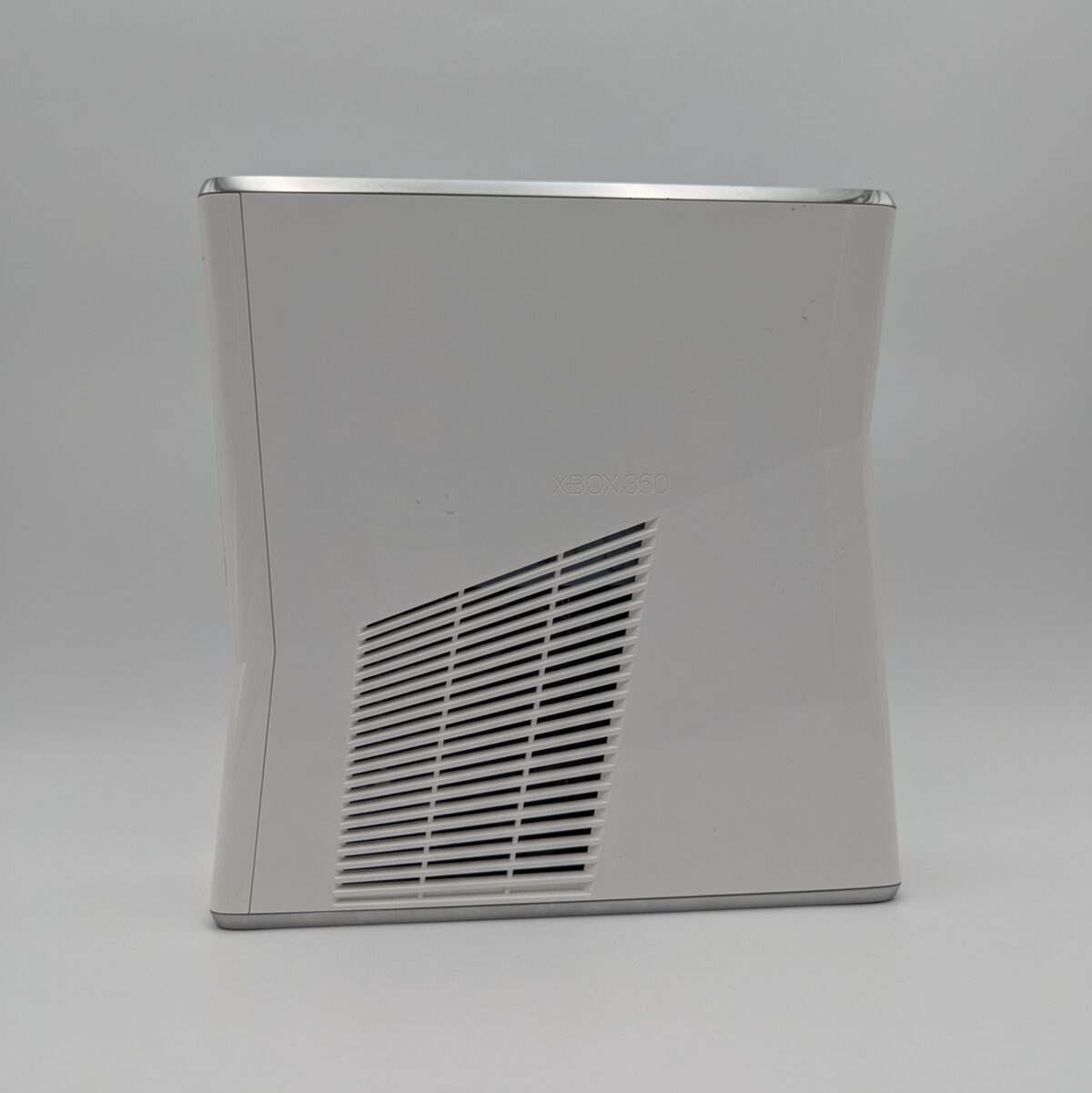Refurbished White Xbox 360 Slim RGH Console, Corona, 250GB HDD, Blue LEDs
