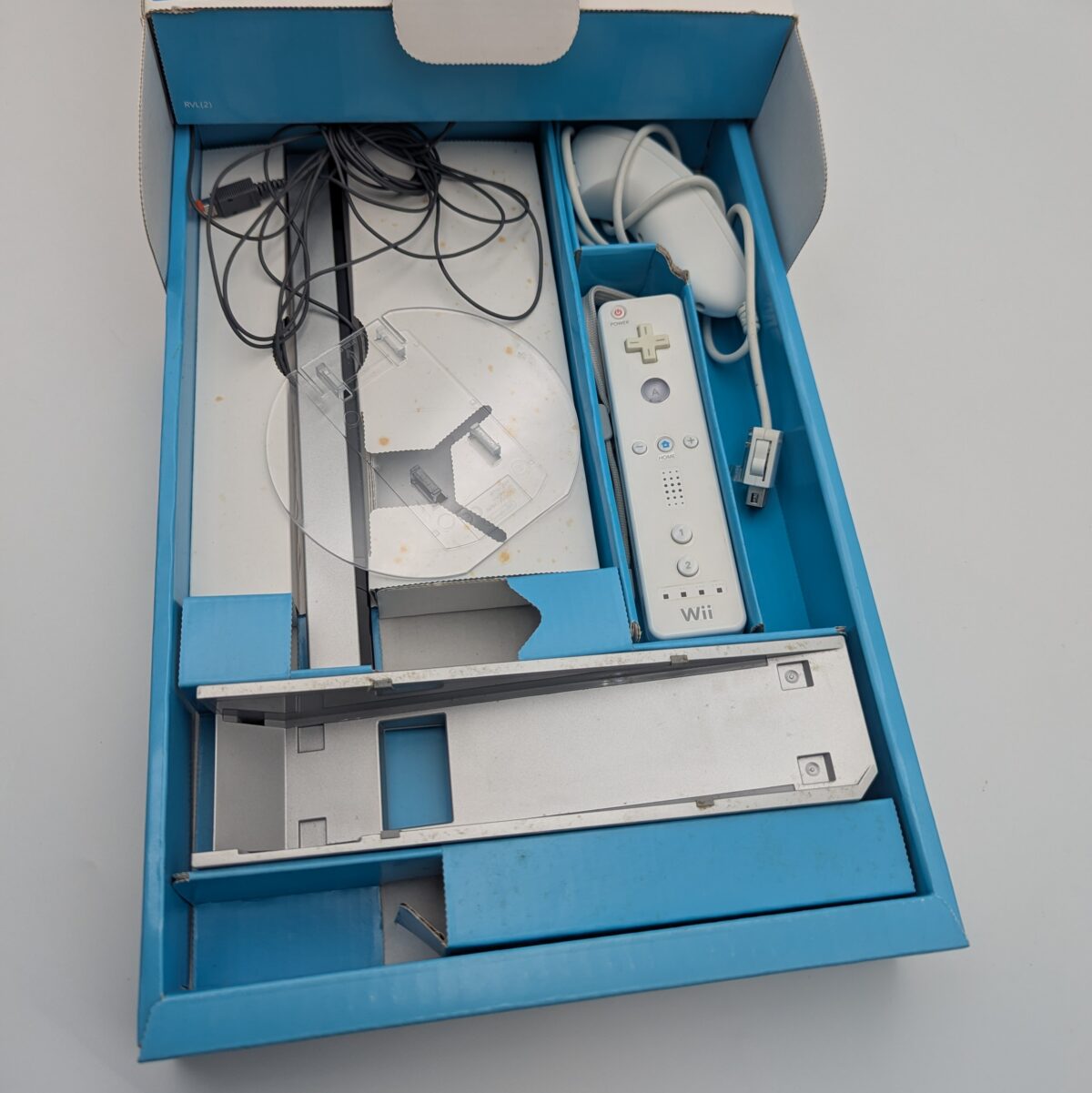 Modded White Nintendo Wii RVL-001 Complete in Box, Region Free, English UI, 120GB HDD