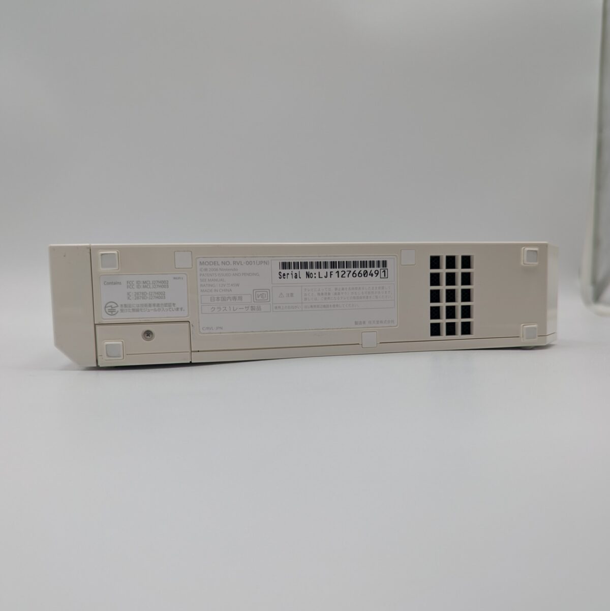 Modded White Nintendo Wii RVL-001 Complete in Box, Region Free, English UI, 120GB HDD