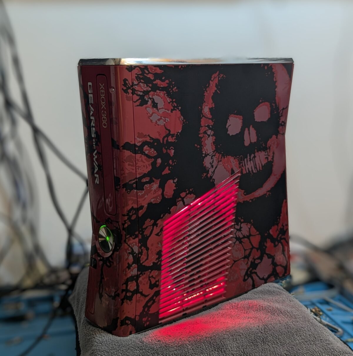 CIB Refurbished Gears of War Limited Edition Xbox 360 Slim RGH Console, Trinity, 320GB